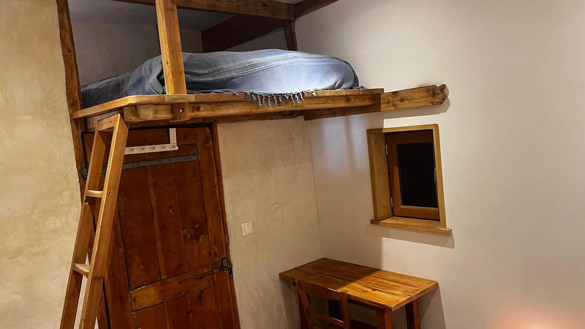 Appartement 110M2 Chaleureux Et Familial Briancon  0*, Briancon (Hautes-Alpes)